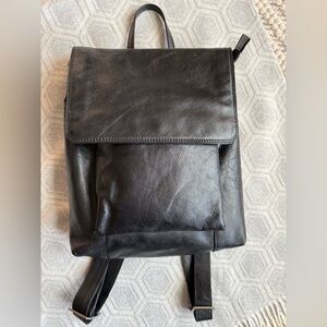 Latico Black Leather Backpack Lined Multi Pocket Classic EUC